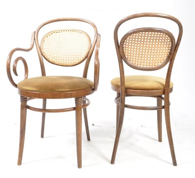 Lot 565 - DINETTE MID CENTURY SET OF EIGHT THONET STYLE BENTWOOD CHAIRS