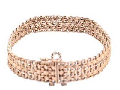 Lot 85 - HALLMARKED 9CT FANCY LINK CHAIN BRACELET