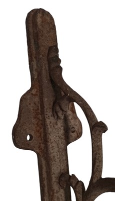 Lot 163 - EARLY 20TH CENTURY CAST IRON HANGING SHOP SIGN