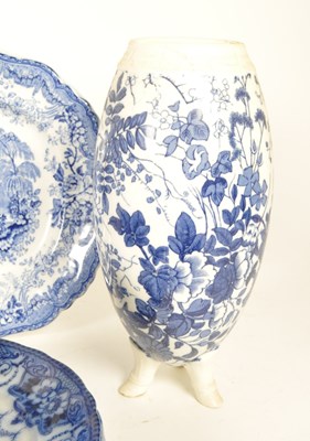 Lot 62 - COLLECTION OF 19TH / 20TH CENTURY CHINA AND IRONSTONE WARES