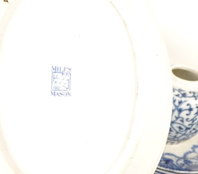 Lot 62 - COLLECTION OF 19TH / 20TH CENTURY CHINA AND IRONSTONE WARES
