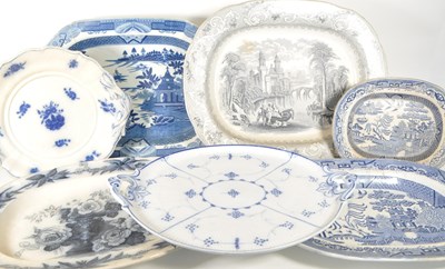 Lot 68 - COLLECTION OF 19TH / 20TH CENTURY CHINA AND IRONSTONE SERVING PLATTERS