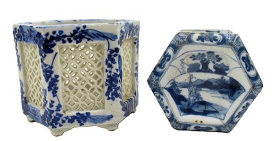 Lot 224 - QING DYNASTY BLUE AND WHITE BRUSH LANTERN & SALT CELLAR 清 青花镂空灯笼和盐碟