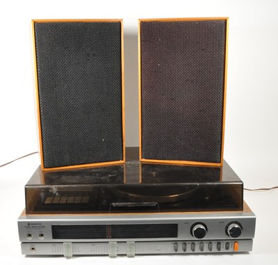 Lot 403 - VINTAGE SANYO STEREO MUSIC SYSTEM MODEL GXT 4444 WITH TWO SPEAKERS