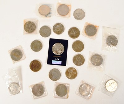 Lot 538 - COLLECTION OF BRITISH £5 & CROWN COINS