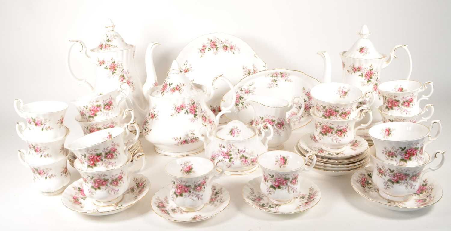 Lot 78 - ROYAL ALBERT - LAVENDER ROSE - LATE 20TH CENTURY CHINA TEA SERVICE