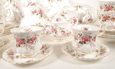 Lot 78 - ROYAL ALBERT - LAVENDER ROSE - LATE 20TH CENTURY CHINA TEA SERVICE
