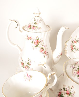 Lot 78 - ROYAL ALBERT - LAVENDER ROSE - LATE 20TH CENTURY CHINA TEA SERVICE
