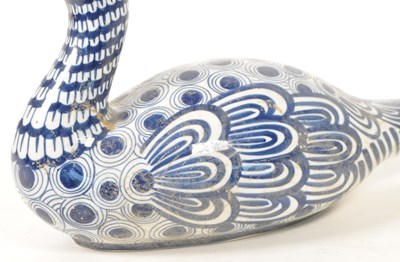 Lot 91 - VINTAGE 20TH CENTURY BLUE & WHITE PHEASANT BIRD