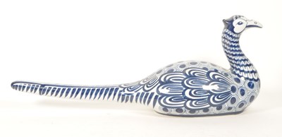 Lot 91 - VINTAGE 20TH CENTURY BLUE & WHITE PHEASANT BIRD