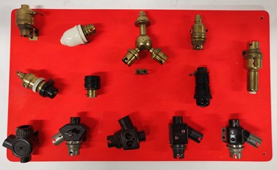 Lot 48 - LIGHT BULBS - DISPLAY OF ASSORTED LIGHT BULB FITTINGS