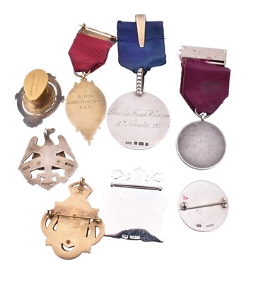 Lot 84 - A COLLECTION OF SILVER & METAL JEWELS BADGES & MEDALS