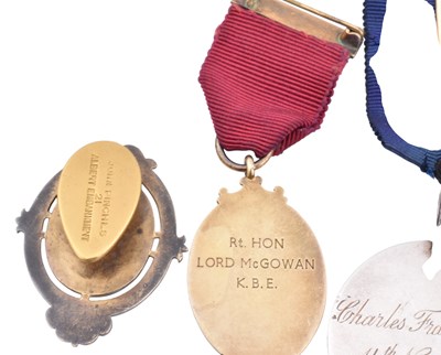 Lot 84 - A COLLECTION OF SILVER & METAL JEWELS BADGES & MEDALS