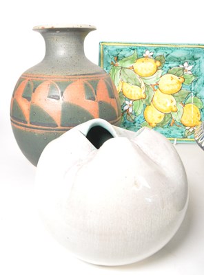 Lot 105 - COLLECTION OF ASSORTED MID CENTURY STUDIO POTTERY