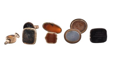 Lot 89 - COLLECTION OF ANTIQUE SEAL FOBS