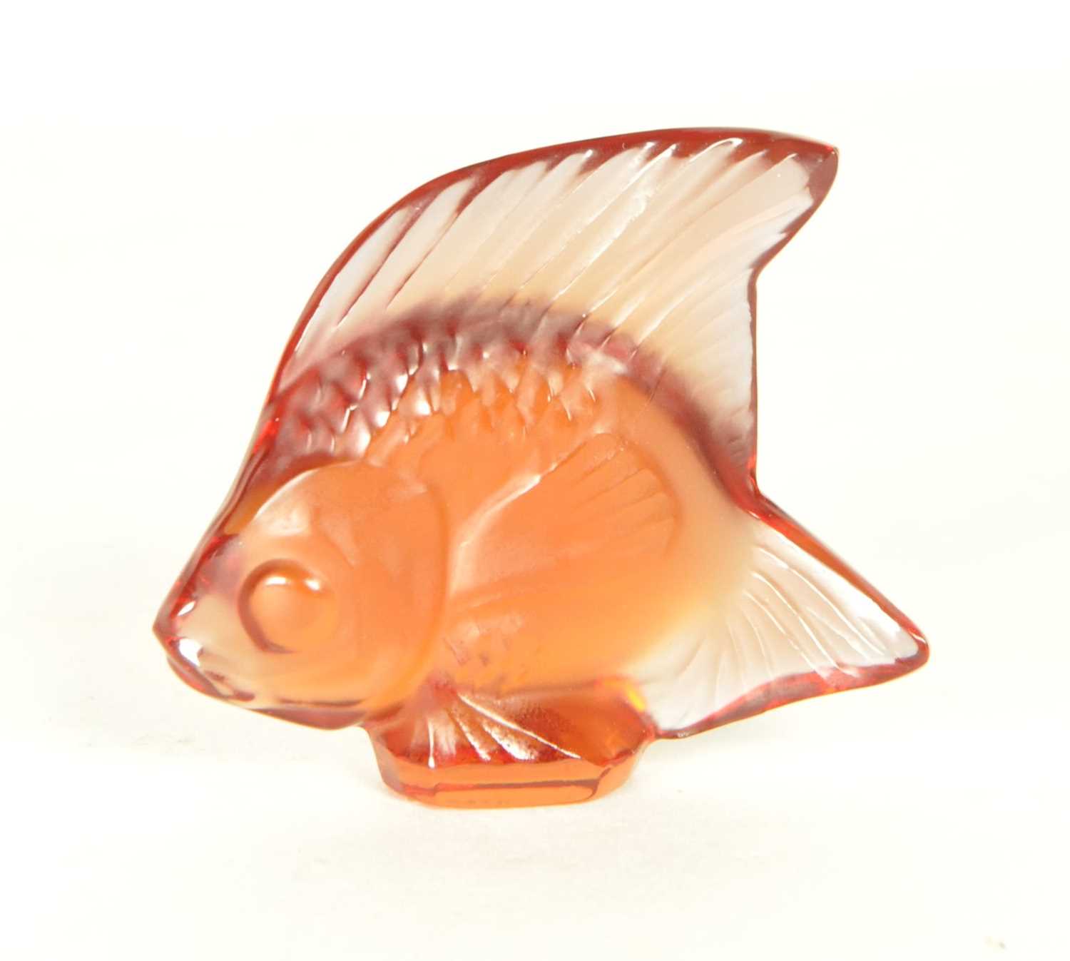 Lot 112 - LALIQUE - 20TH CENTURY FRENCH GLASS FISH FIGURE