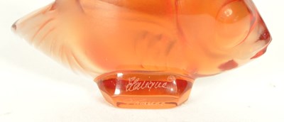 Lot 112 - LALIQUE - 20TH CENTURY FRENCH GLASS FISH FIGURE