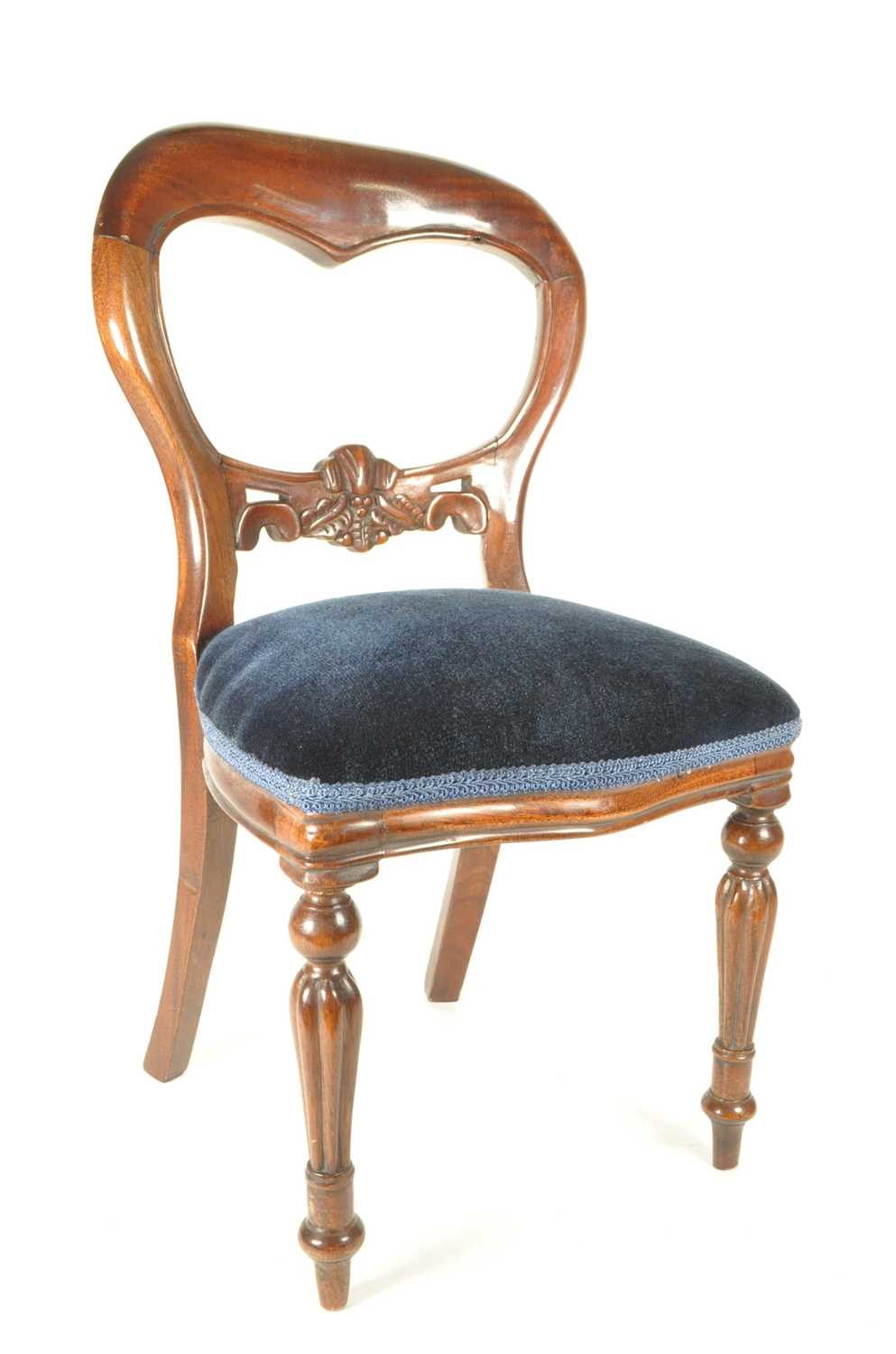 Lot 347 - 20TH CENTURY MINIATURE MAHOGANY APPRENTICE STYLE CHAIR