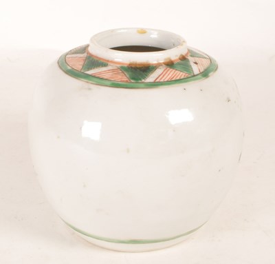 Lot 117 - 19TH CENTURY CHINESE CHINA FAMILLE VERTE GINGER JAR