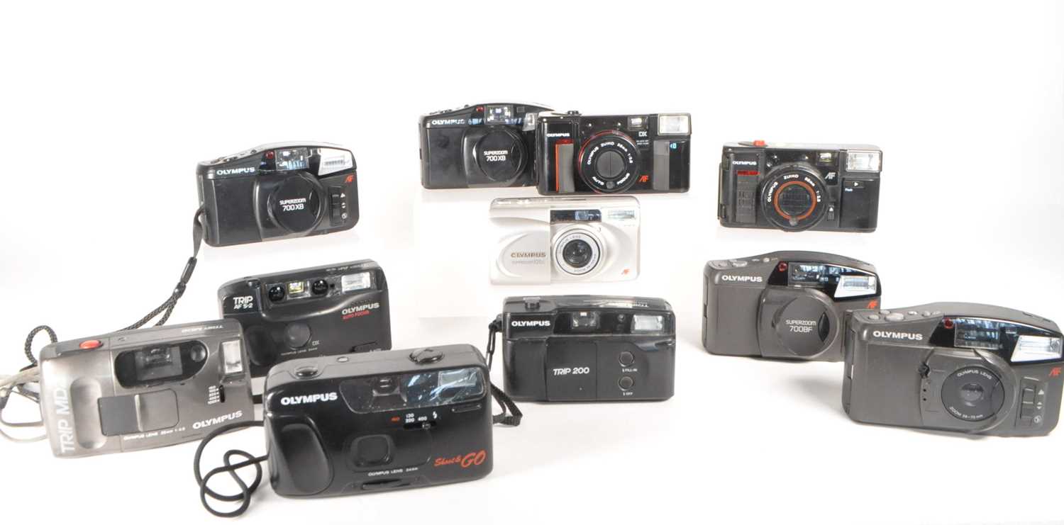 Lot 365 - OLYMPUS - COLLECTION OF 35MM COMPACT CAMERAS