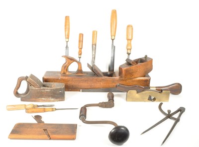 Lot 362 - COLLECTION OF EARLY 20TH CENTURY CABINET MAKERS' TOOLS