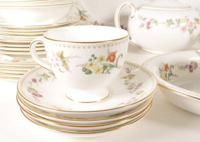 Lot 126 - WEDGWOOD - MID CENTURY MIRABELLE CHINA SERVICE