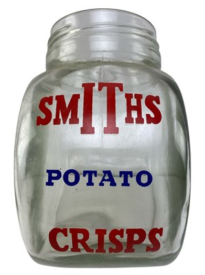 Lot 113 - SMITH'S POTATO CRISPS - POINT OF SALE GLASS JAR