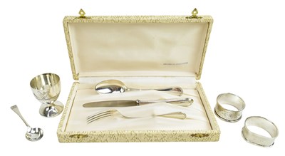 Lot 80 - A 20TH CENTURY HALLMARKED SILVER CHRISTENING EGGCUP SET & A SET OF ITALIAN ARGENTO SILVER CUTLERY