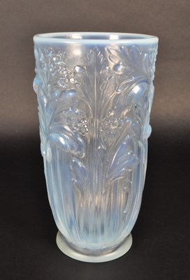 Lot 145 - JOBLING - ART DECO 1930S OPALESCENT VASE