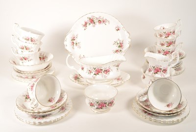 Lot 160 - 20TH CENTURY ROYAL ALBERT LAVENDER ROSE TEA SERVICE