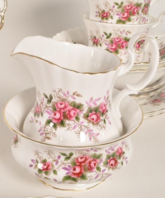 Lot 160 - 20TH CENTURY ROYAL ALBERT LAVENDER ROSE TEA SERVICE