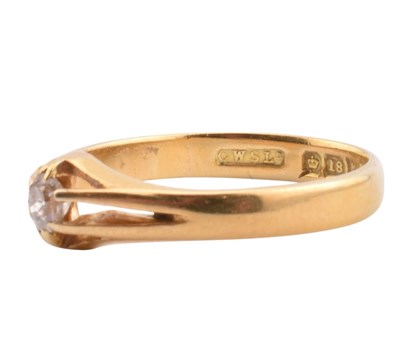 Lot 91 - 1920S HALLMARKED 18CT GOLD & DIAMOND RING