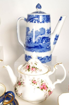 Lot 183 - COLLECTION OF VINTAGE BRITISH CERAMICS