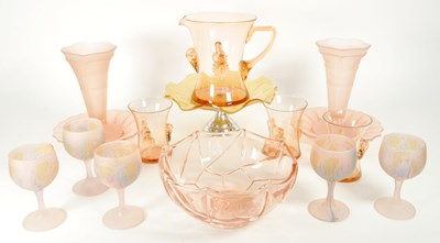 Lot 179 - COLLECTION OF RETRO MID CENTURY COLOURED GLASS