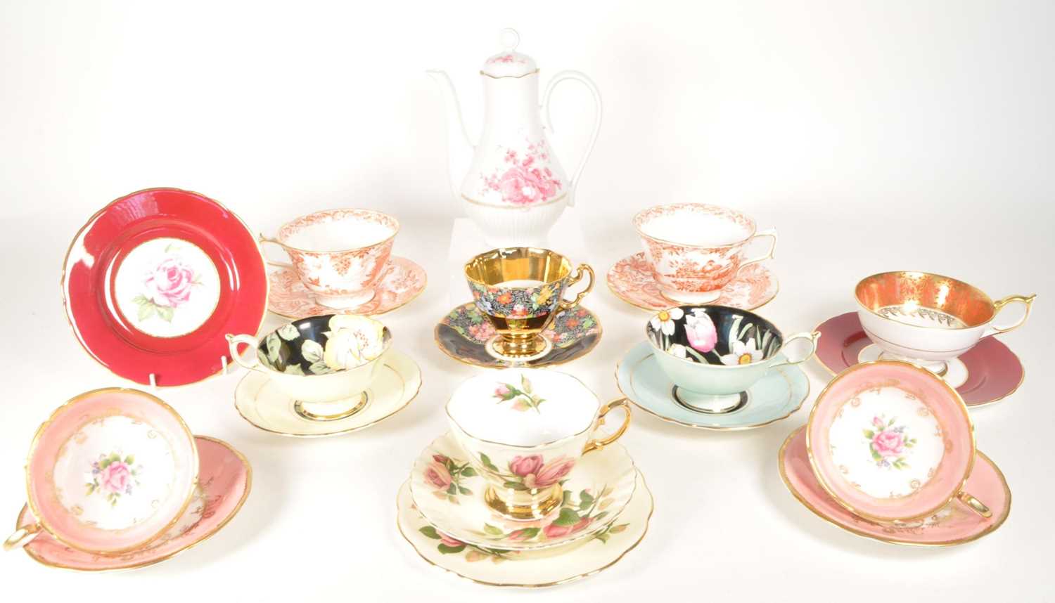 Lot 197 - COLLECTION OF VINTAGE 20TH CENTURY PORCELAIN CUPS & SAUCERS