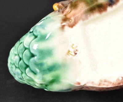 Lot 191 - MAJOLICA 19TH CENTURY FISH SPOON WARMER