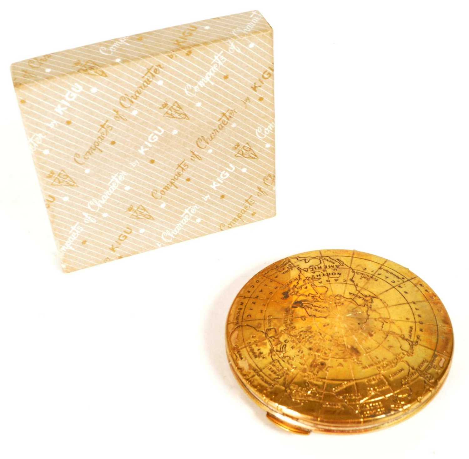 Lot 194 - COMPACTS OF CHARACTER BY KIGU - BRASS VINTAGE ATLAS COMPACT
