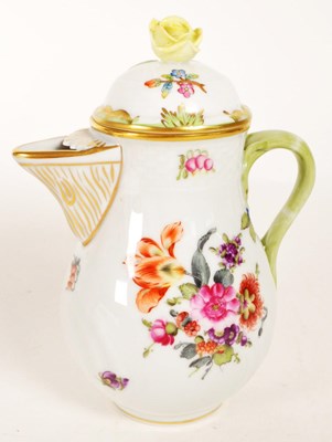 Lot 193 - HEREND, HUNGARY - VINTAGE 20TH CENTURY LIDDED JUG W/ SAUCERS