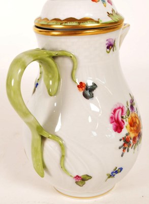 Lot 193 - HEREND, HUNGARY - VINTAGE 20TH CENTURY LIDDED JUG W/ SAUCERS
