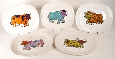 Lot 198 - ENGLISH IRONSTONE POTTERY - SIX 1970S BEEFEATER DINNER PLATES