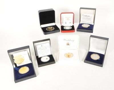 Lot 473 - SEVEN CONTEMPORARY COMMEMORATIVE COINS