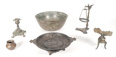 Lot 455 - COLLECTION OF 20TH CENTURY ASSORTED BRONZE AND BRASS PIECES