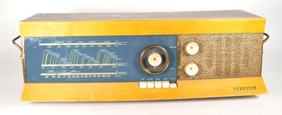 Lot 423 - FERGUSON - VINTAGE MID CENTURY VALVE RADIO