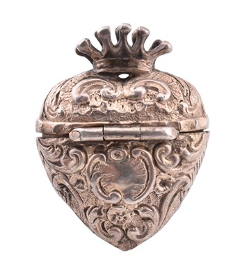 Lot 88 - 19TH CENTURY HEART VINAIGRETTE PENDANT