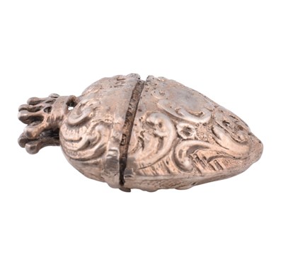 Lot 88 - 19TH CENTURY HEART VINAIGRETTE PENDANT