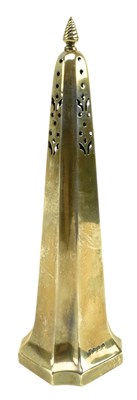 Lot 37 - 20TH CENTURY GEORGE V HALLMARKED SILVER SUGAR SIFTER / CASTOR
