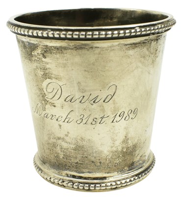 Lot 40 - GEORGE V HALLMARKED SILVER CHRISTENING CUP / BEAKER