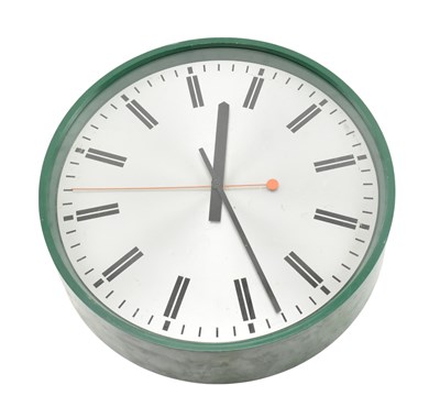 Lot 33 - ROBERT WELCH FOR THE SYNCHRONOME CO - INDUSTRIAL WALL CLOCK
