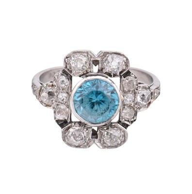 Lot 279 - HALLMARKED PLATINUM ART DECO ZIRCON & DIAMOND PANEL RING