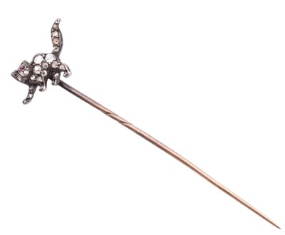 Lot 54 - 19TH CENTURY NOVELTY DIAMOND CAT STICK PIN